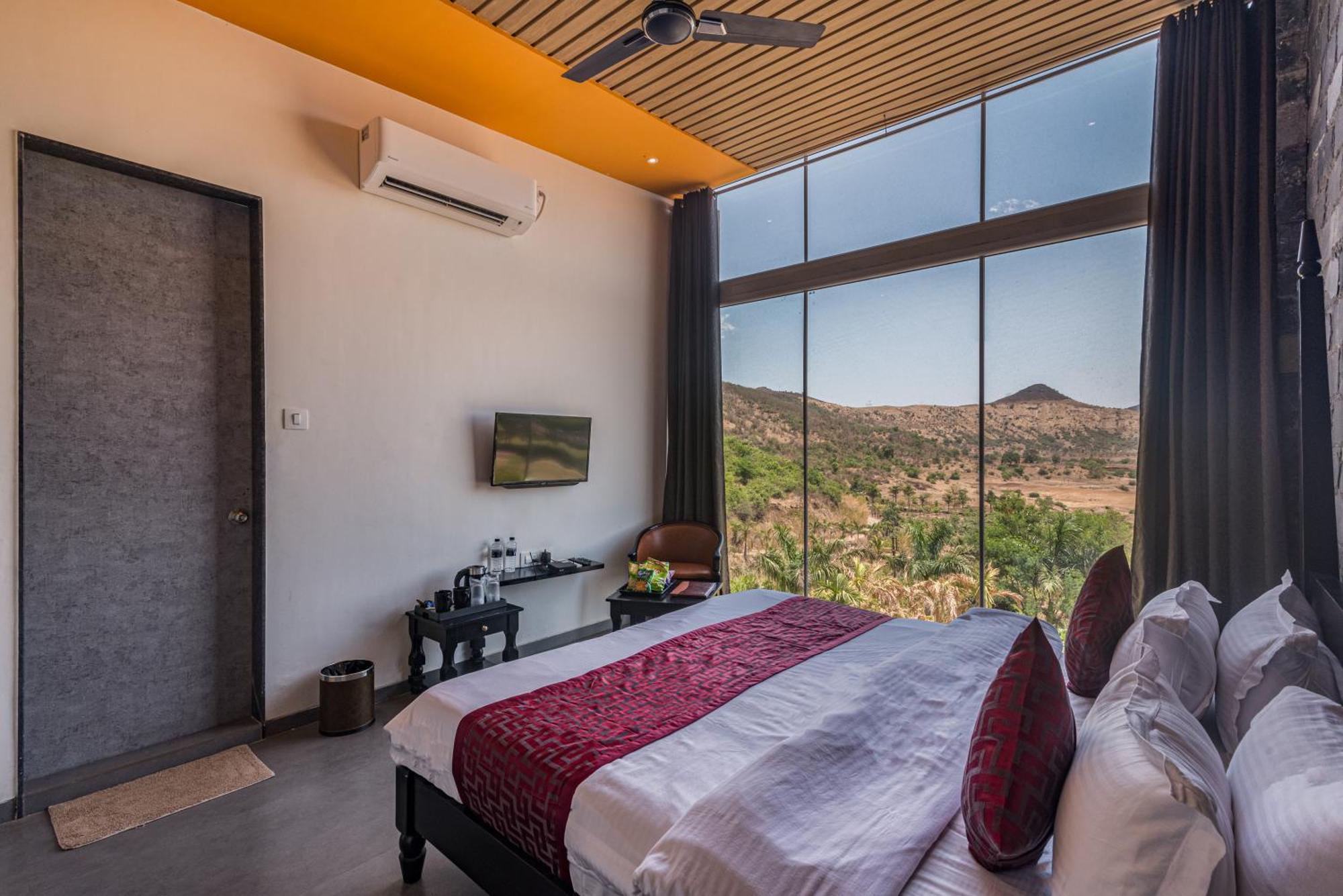 Wabi Sabi Resort, Igatpuri Bagian luar foto