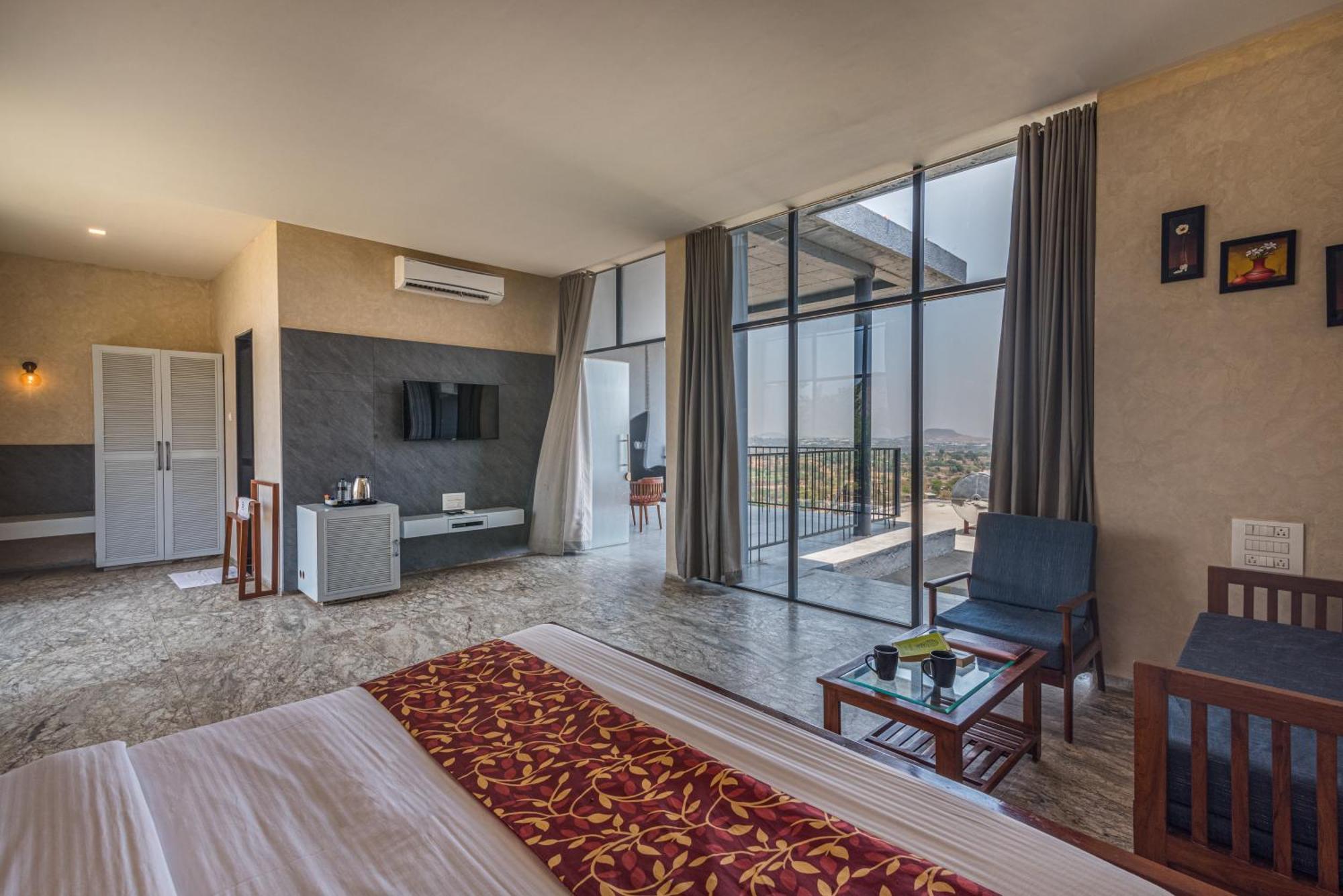 Wabi Sabi Resort, Igatpuri Bagian luar foto